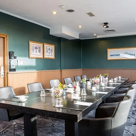 Der Valk Den Haag 4*