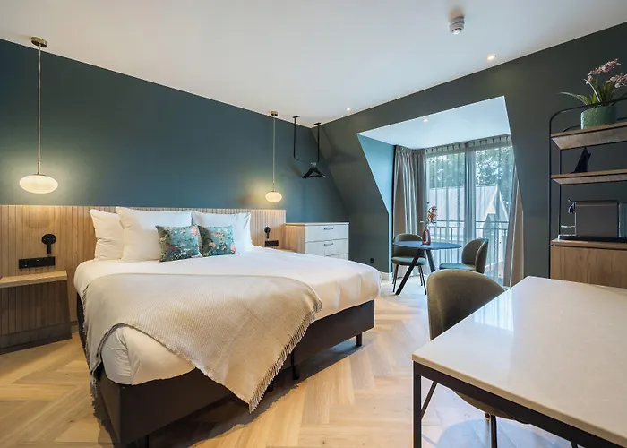 Der Valk Den Haag فاسّينار